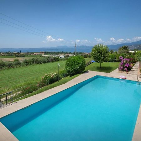 Apartment Prefontana With Pool Бардолино Экстерьер фото